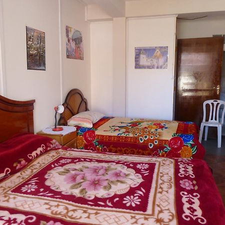 Yunguyo Hostal Villa Imperial المظهر الخارجي الصورة